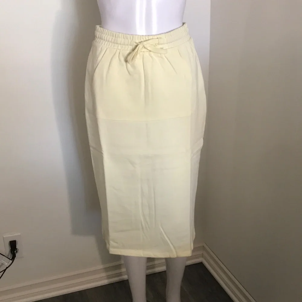 MANGO, Woman's Size Small Yellow Skirt. - Picture 1 of 8